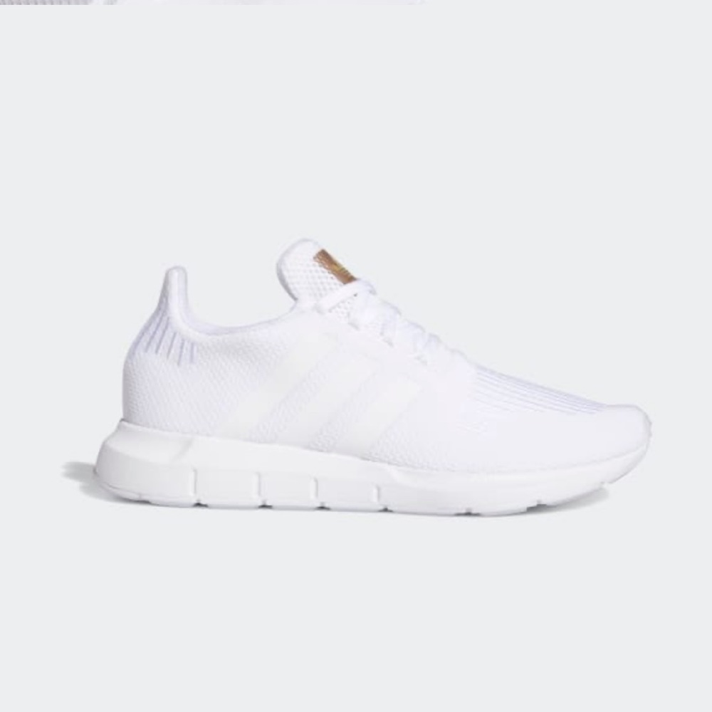 Adidas • Swift Run Sneakers - Picture 2 of 14